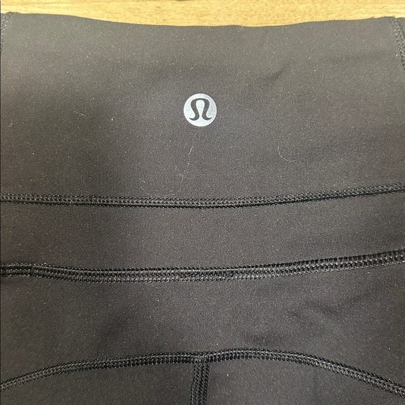 Lululemon Black Flared Leggings Sz 4 - Picture 5 of 10